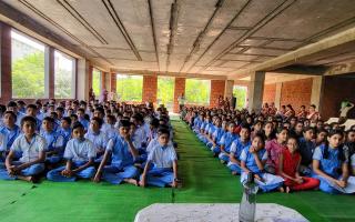 जगातल्या सगळ्यात श्रीमंत व्‍यक्‍तीचा लातूर दौरा